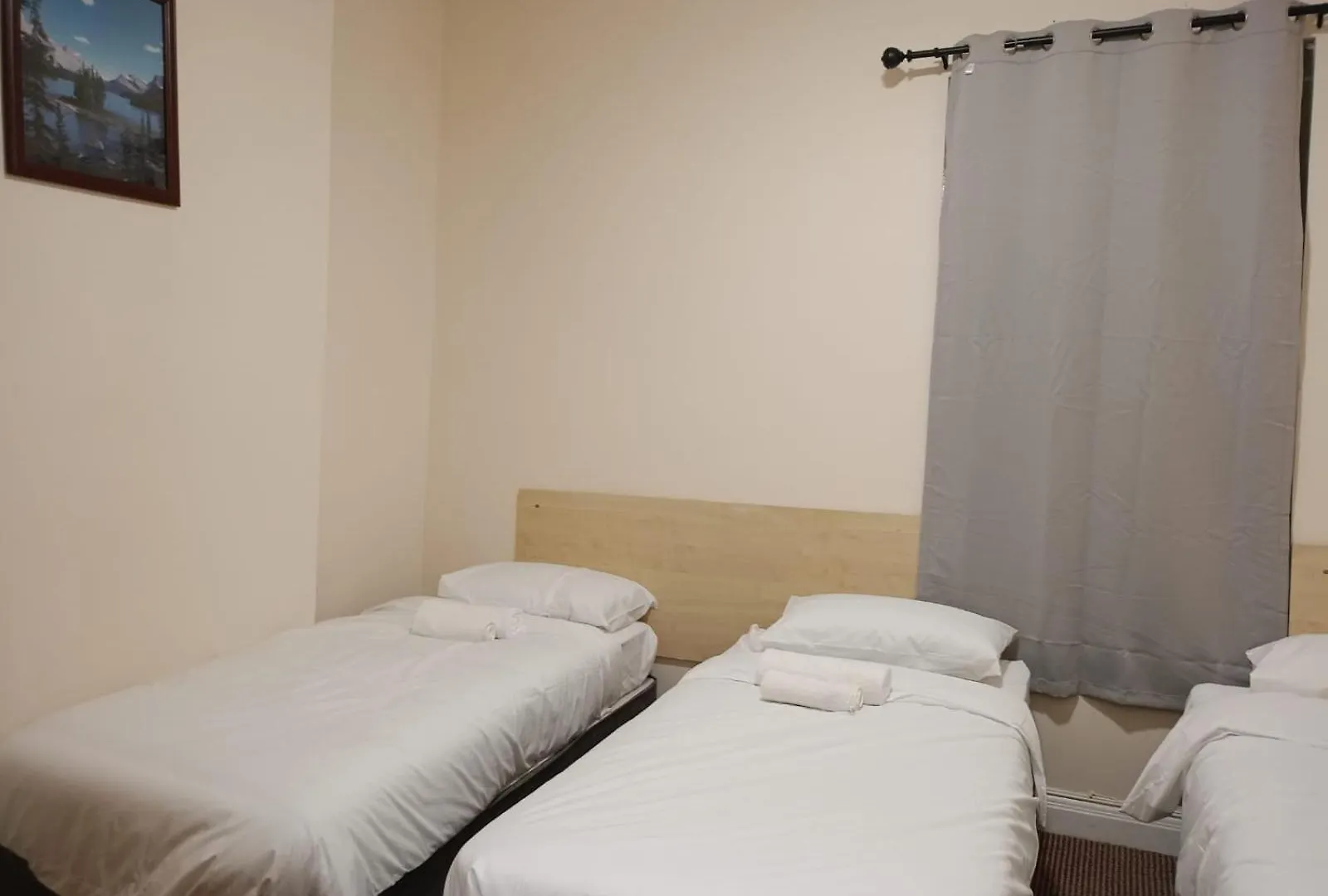 Alma Villa Cork 0*,  Írország